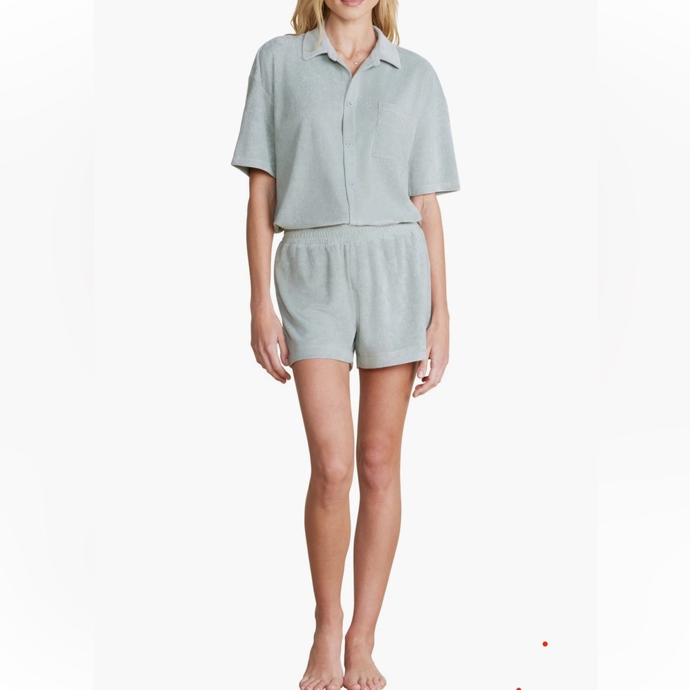 Barefoot Dreams Cozy Terry Shorts In Beach Glass